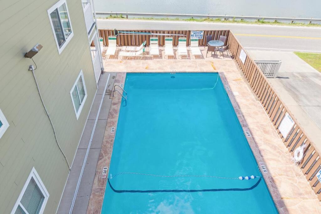 Right Across Beach Pool View Private Balcony By Zen Living Short Term Rental Myrtle Beach Ngoại thất bức ảnh