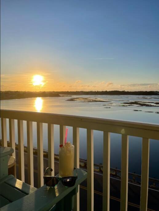 Right Across Beach Pool View Private Balcony By Zen Living Short Term Rental Myrtle Beach Ngoại thất bức ảnh